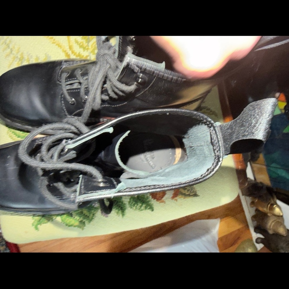 Dr. Martens Black Lace-Up Combat Boots Women's 8 Mono Black on black Moto - Picture 8 of 11